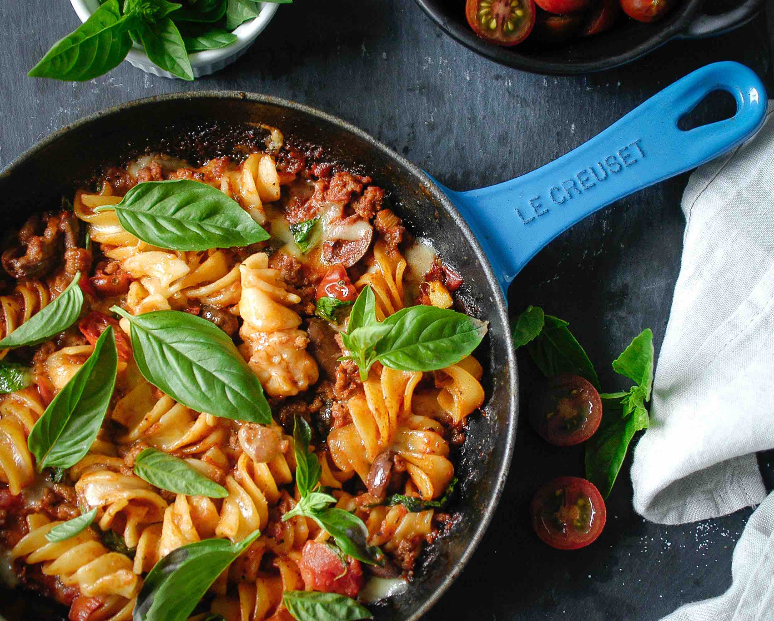 Minimum effort, maximum reward with this delicious one pan pasta!